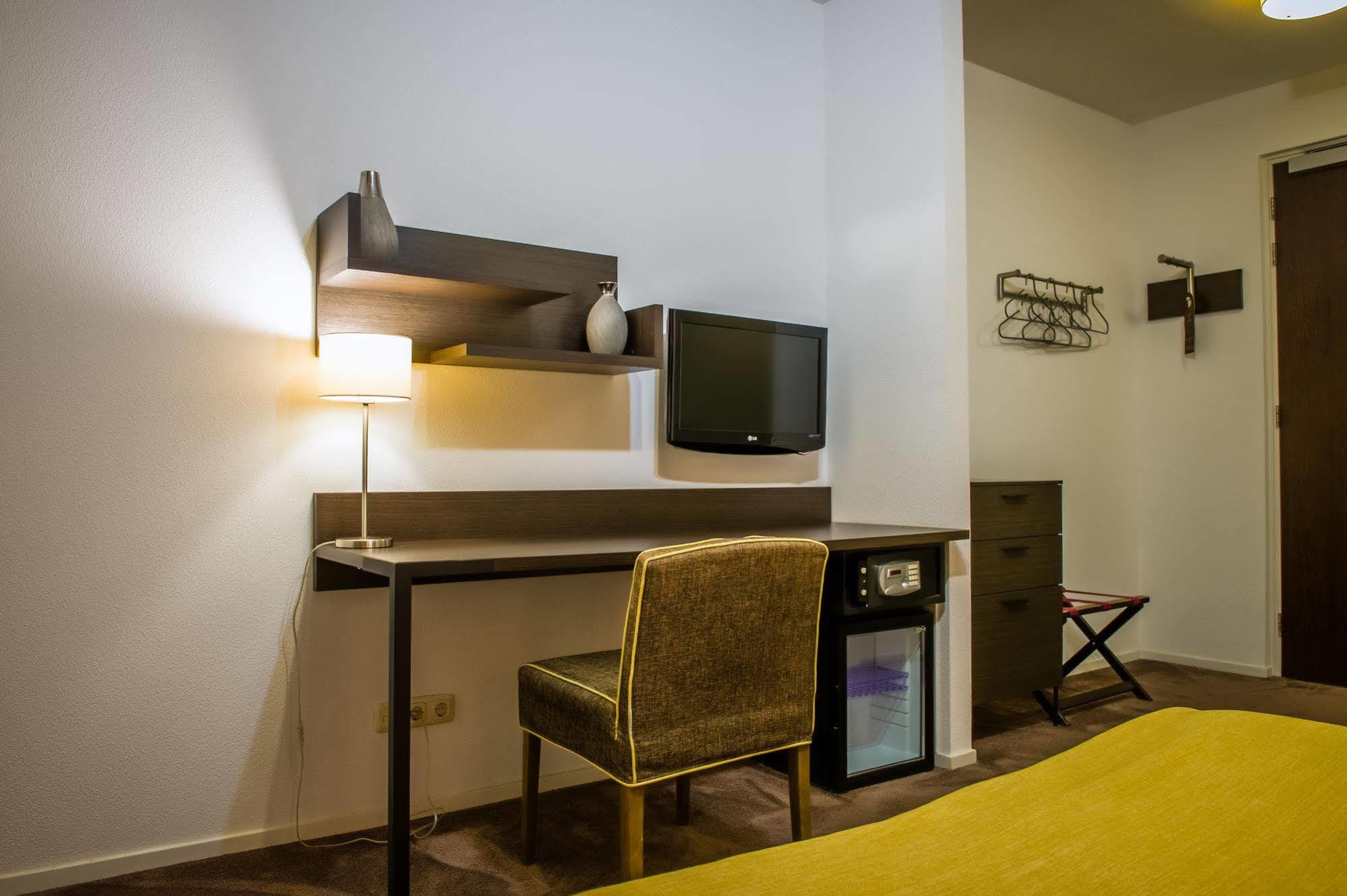 Parkhotel Auberge Vincent Nuenen Dış mekan fotoğraf